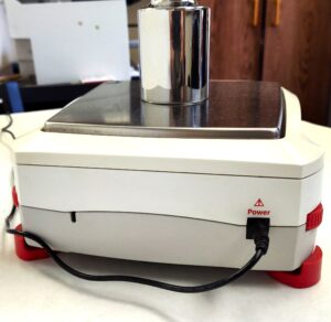 Ohaus Explorer EX2202/E