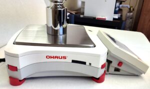 Ohaus Explorer EX2202/E